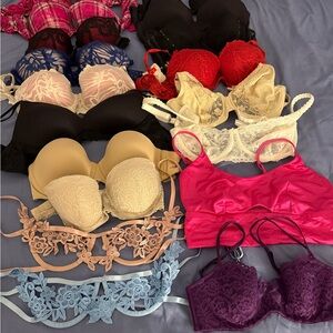 Women’s Bras various sizing MBO!